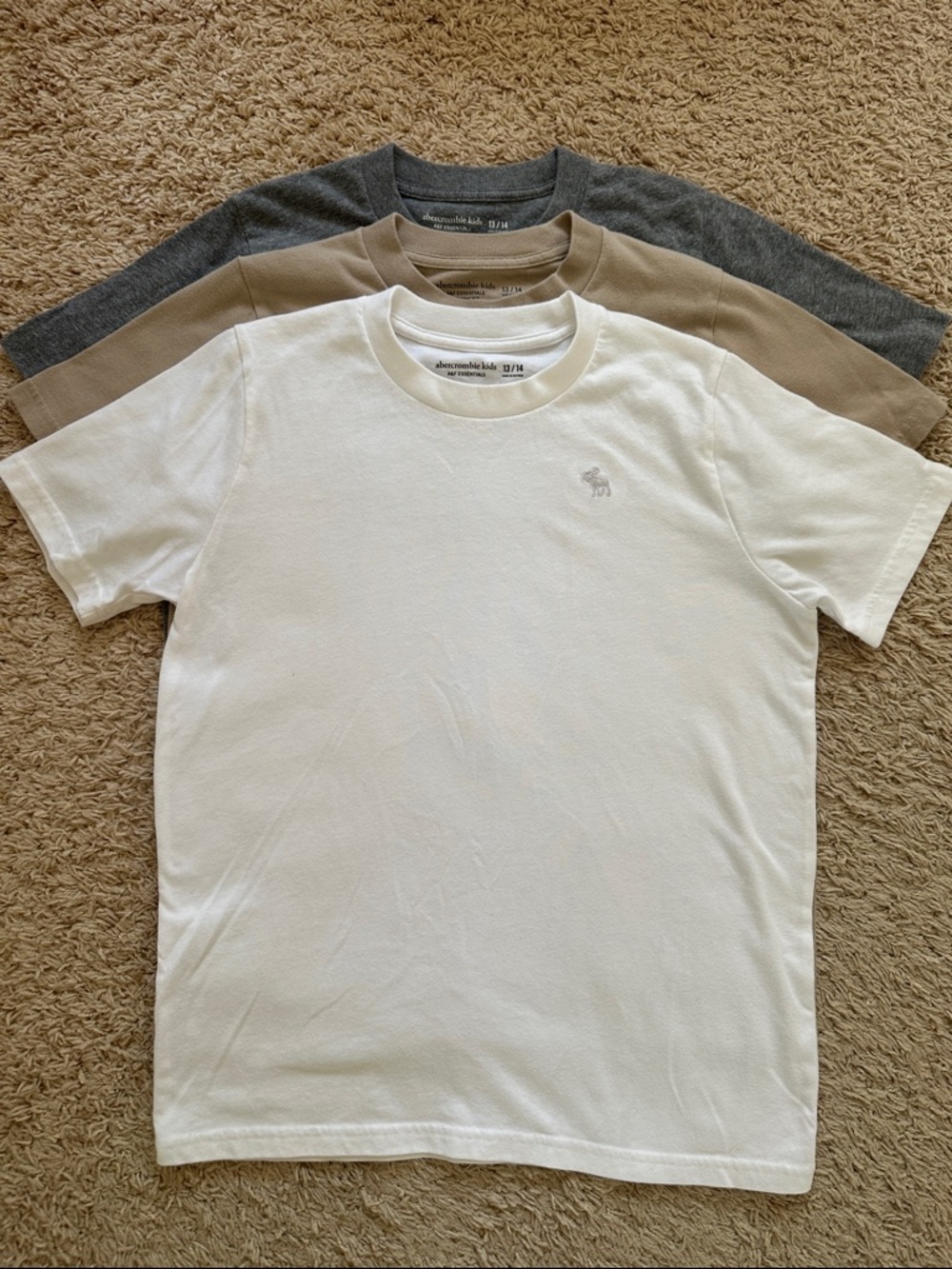 Abercrombie kids essential icon 3-Pack Crew Neck Tees - White, Tan, Gray